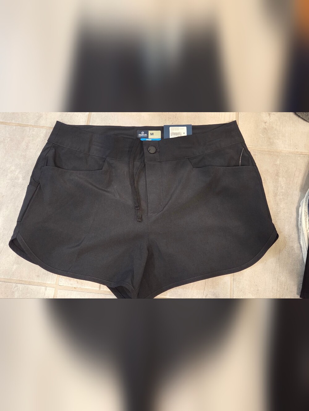 Magellan Outdoors Women's Black Athletic Shorts Size Medium